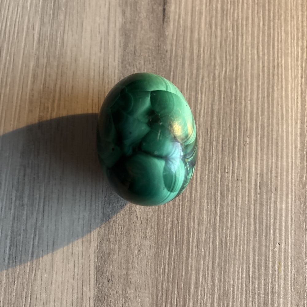 178G Natural glossy Malachite egg